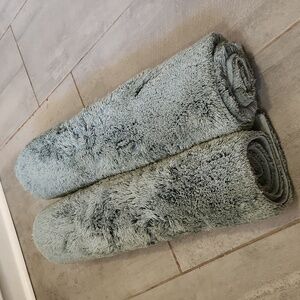 Vera Wang teal plush bath rugs set of 2